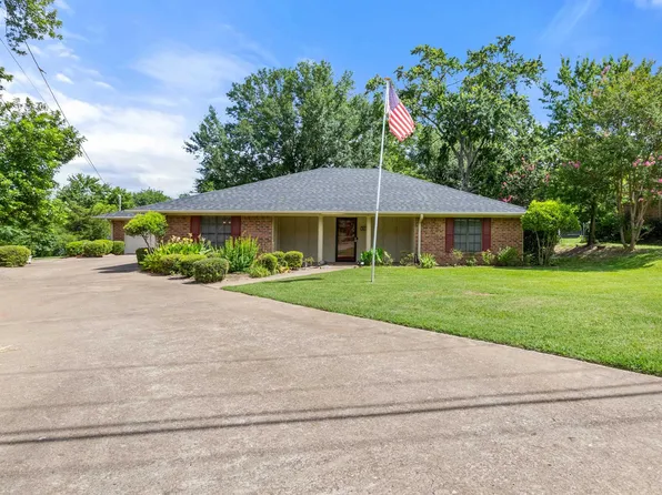 307 Texas Dr, Hideaway, TX 75771