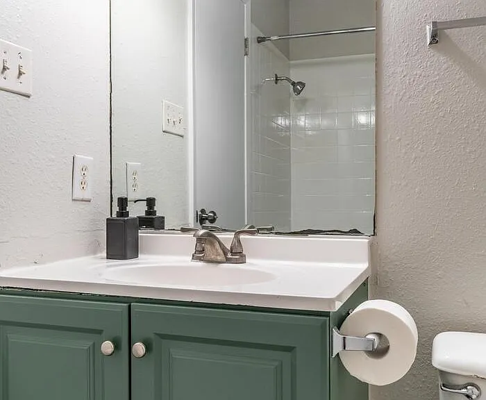 1212 Bonnie Brae St #A — Photo 7