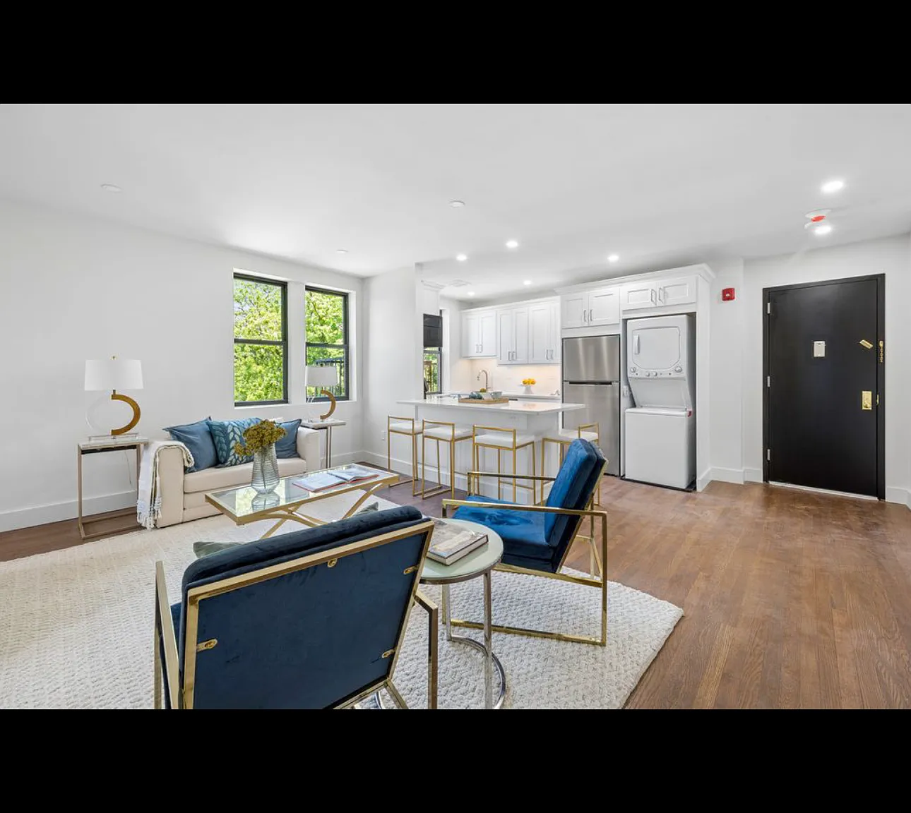 1 bed, $2,900 — Photo 4