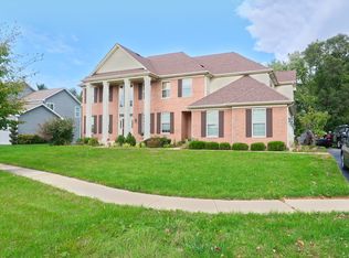 863 Oak Ridge Blvd, Elgin, IL 60120