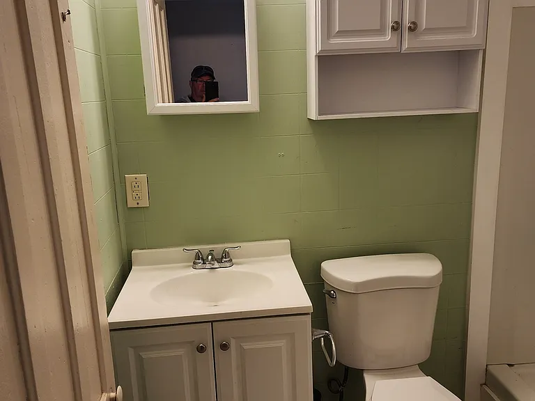 505 Sterling St — Photo 8