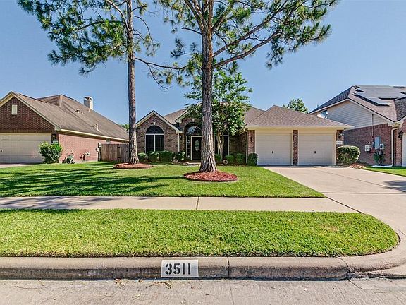 5th image of 3511 Pemberton Dr