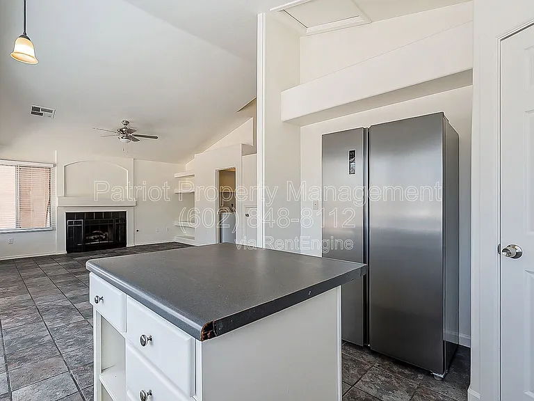 11309 N 89th Dr — Photo 24