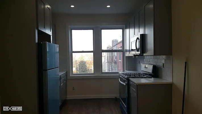 Rented by Citi Habitats | media 26