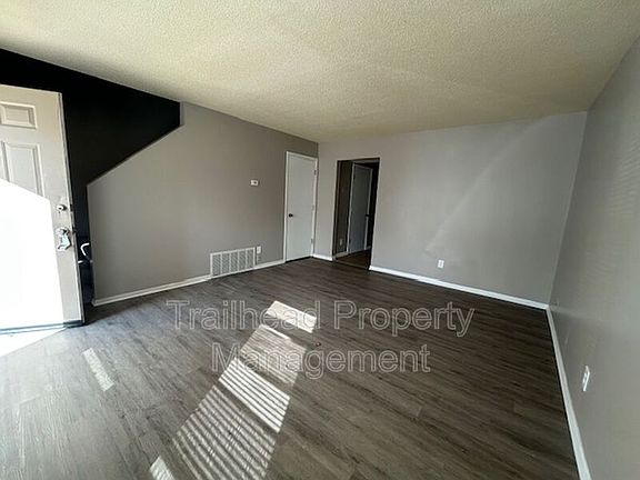 2nd image of 219 N Garrison Ave APT 4