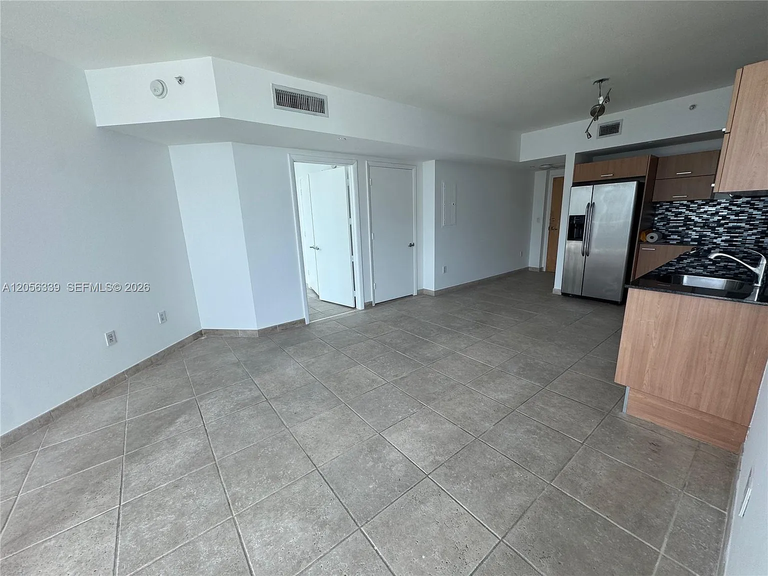 Wind Condo — Photo 2