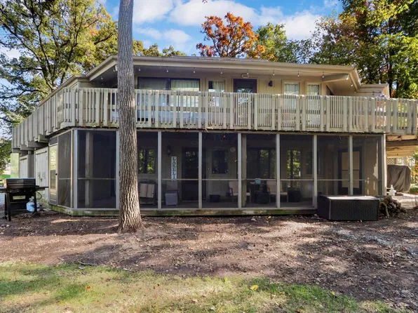 304 Deerpath E E #C, Fontana, WI 53125