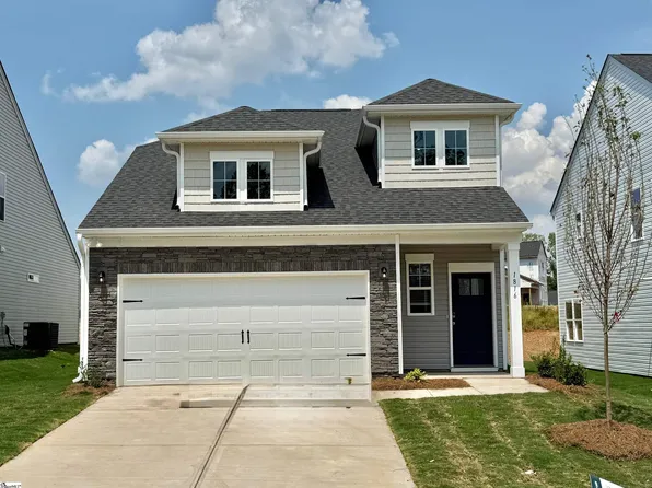 1816 Bershire Ln, Spartanburg, SC 29303