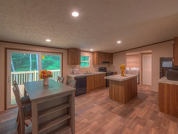 5th image of 1254 Friendship Church Rd