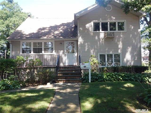 1st image of 199 Tyrconnell Ave
