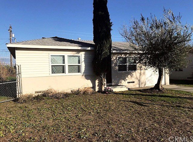 1st image of 8947 Chantry Ave