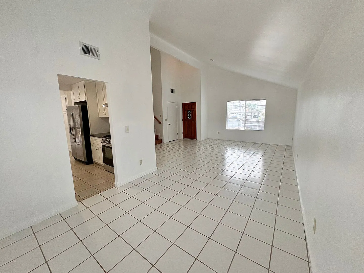 Beautiful 3 Bedroom, 2.5 Bath Home in Bay Point Spacious & Convenient Location — Photo 3