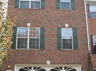 4614 Buckhorn Rdg, Fairfax, VA 22030