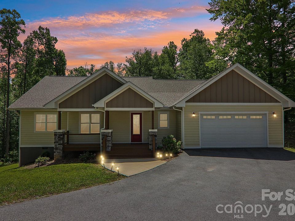 1st image of 318 Cider Hill Ln