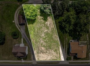 111 Churchill Rd, Girard, OH 44420