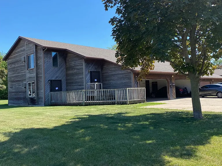 5185 Cheney Dr — Photo 1