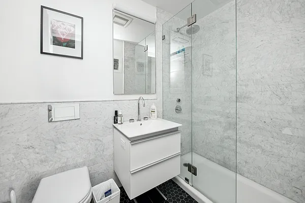 Rented by Compass | media 30