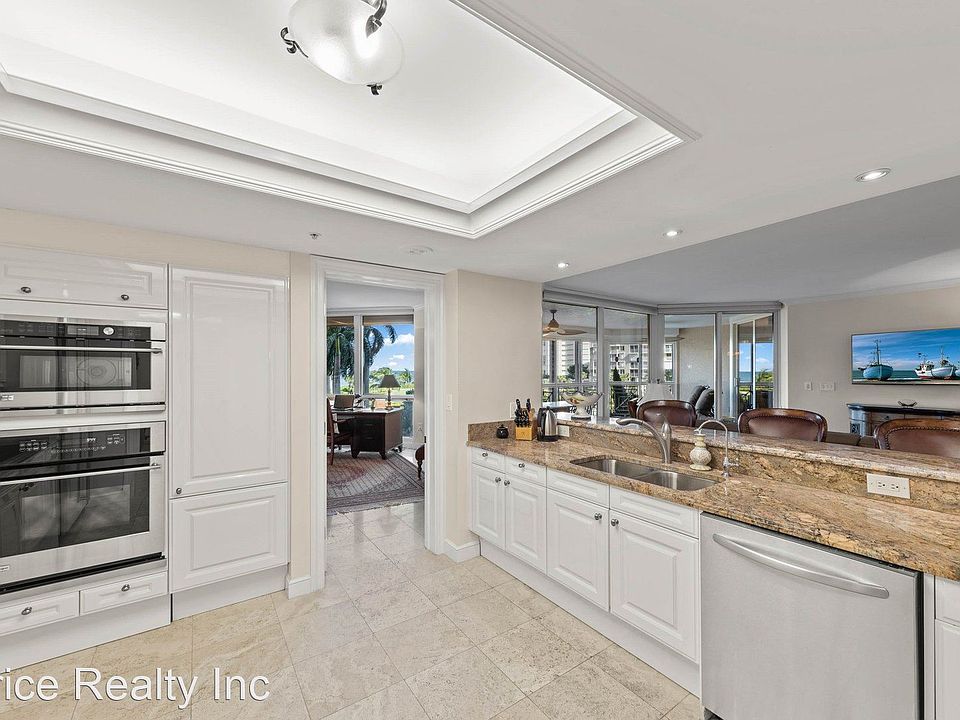 1st image of 4021 Gulf Shore Blvd N #202-1