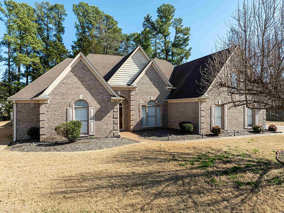 1st image of 4360 Guinevere Ln
