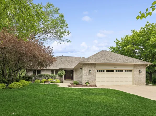 2115 Taylor Ct, Northfield, MN 55057