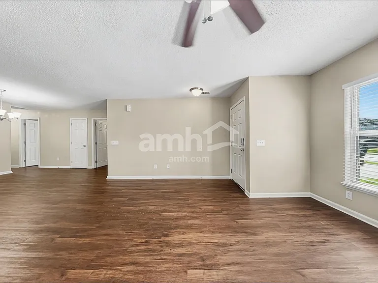 237 Maypop Dr — Photo 6