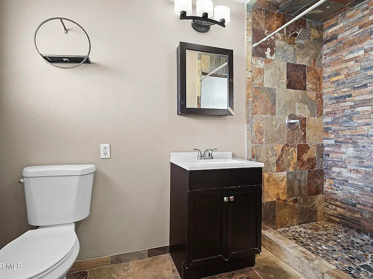 6417 Pino Real Dr — Photo 38