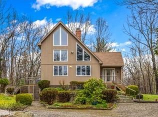148 Orchard St, Newbury, MA 01922