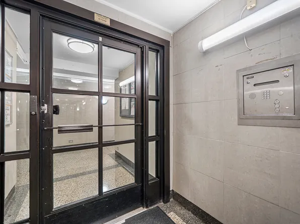 83-55 Woodhaven Boulevard image 17 of 23