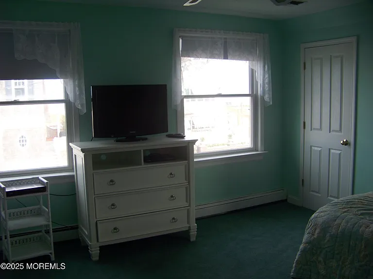 336 East Ave — Photo 27