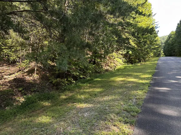 50 Saint Andrews Way, Ellijay, GA 30536