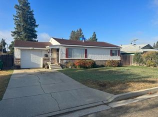 435 N 2nd St, Chowchilla, CA 93610