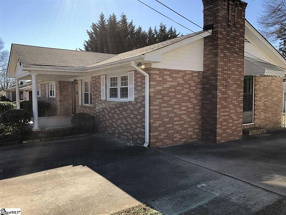 2nd image of 402 Reeves Dr