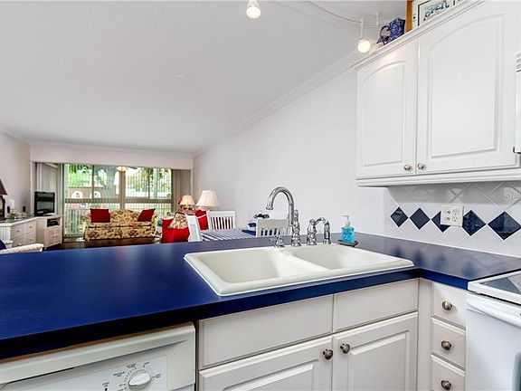 3rd image of 19029 Us Highway 19 N APT 1-12