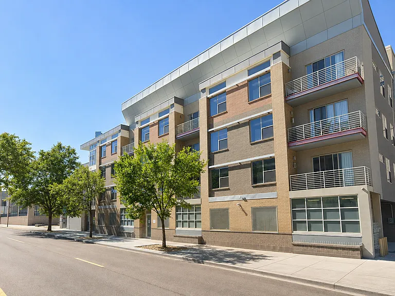 Curtis Street Lofts — Photo 1