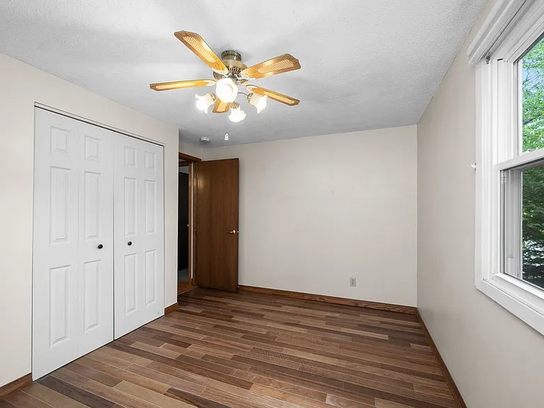 3129 Windsor Dr — Photo 21