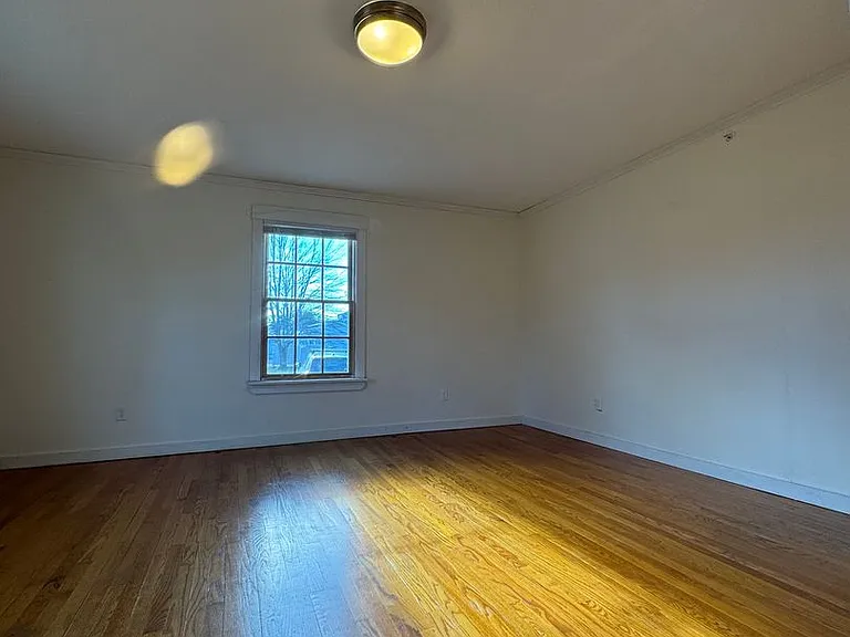 108 Harpswell Rd — Photo 2