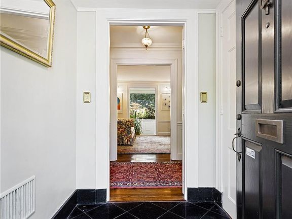 5th image of 65 E Orchard Ave