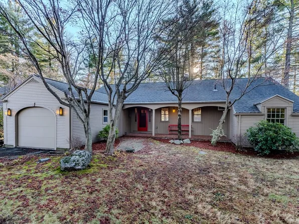 25 Silver St, Agawam, MA 01001