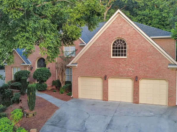 799 Oak Trail Dr, Marietta, GA 30062