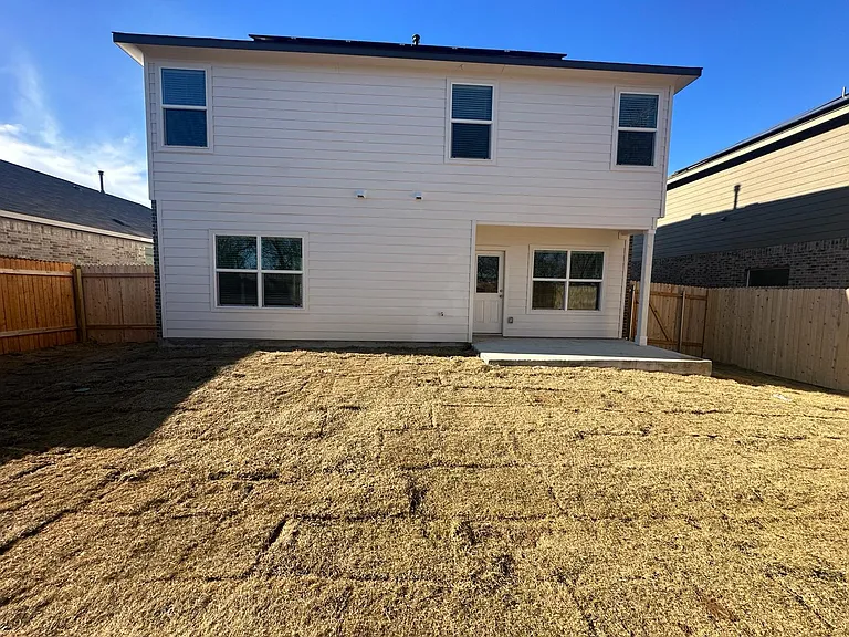 361 Sonterra Dr — Photo 34