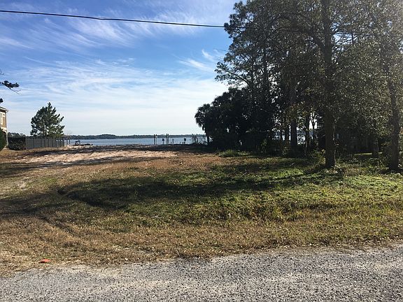 2nd image of 6828 Toepfer Blvd