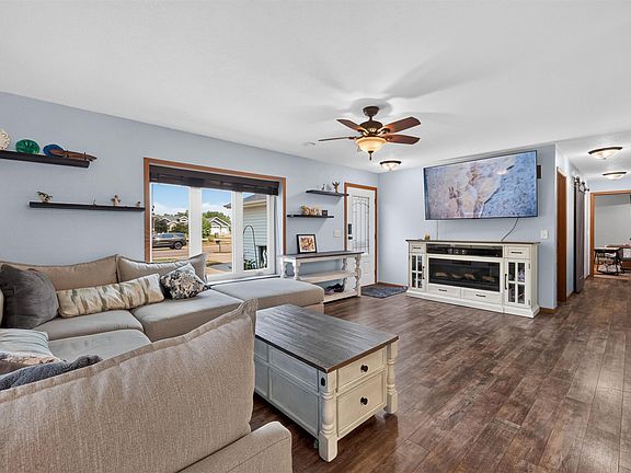 5th image of 109 E Ponderosa Cir