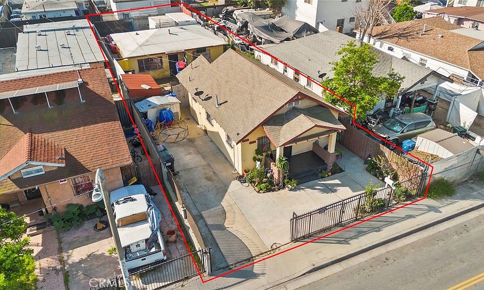 1st image of 1626 E 87th Pl