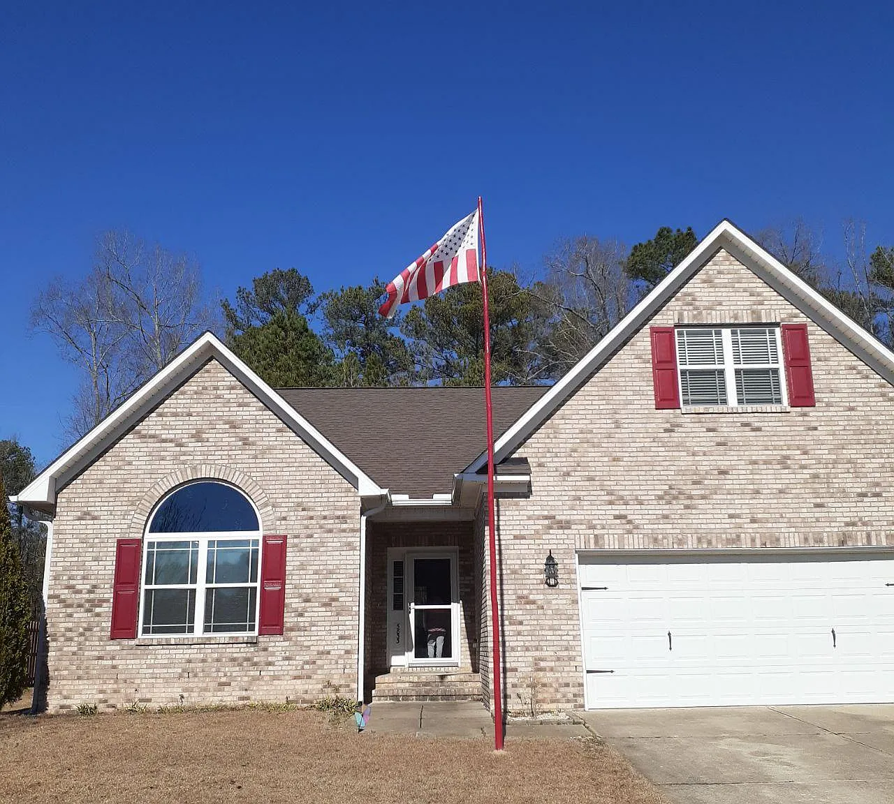 4 bed, 2000 sqft, $1,985 — Photo 1