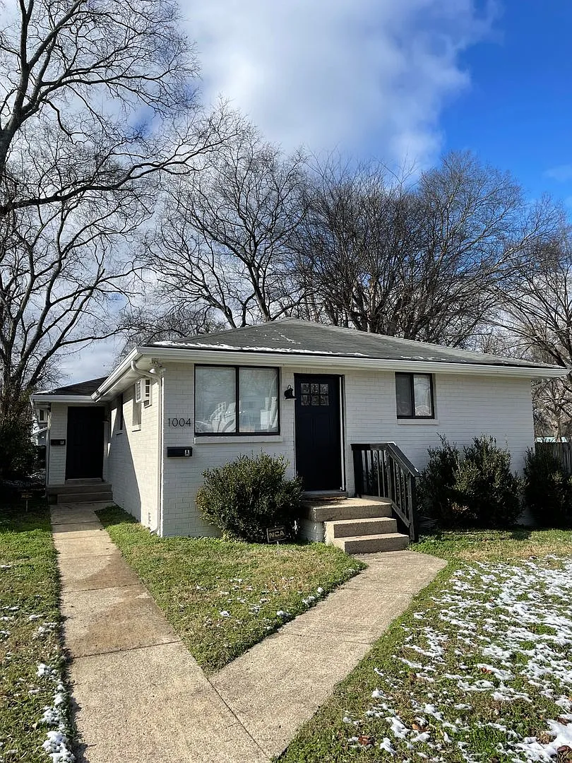 Prime Nashville Location! — Photo 1