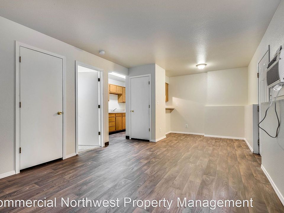 1st image of 2207 W Kootenai St APT 12