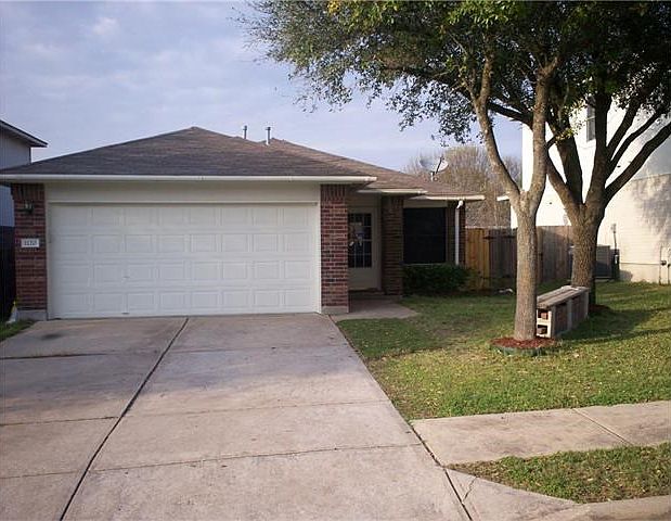Cute, Well-Maintained House on a Quiet Street in a Wonderful Neighborhood!! Note the Fresh Paint!  This house is in the middle of the neighborhood close to the park!