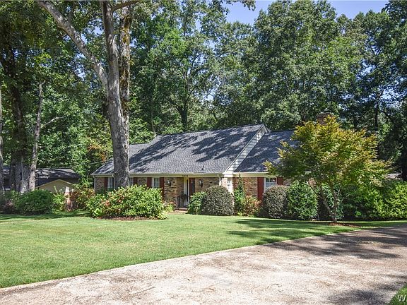 5th image of 3818 Somerset Pl