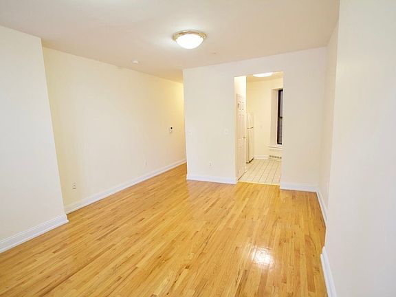 2nd image of 242 W 112th St APT 1D