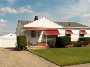 1414 Ryer St, South Bend, IN 46628